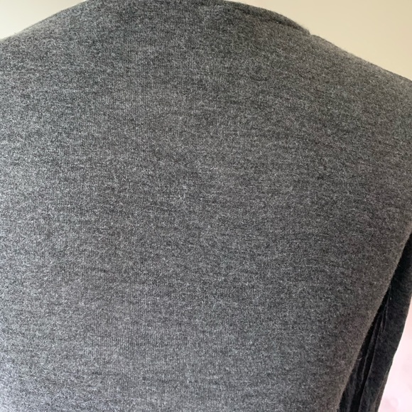 SEVEN SISTERS | Long Sleeve Cross Over Top Grey - Picture 6 of 8